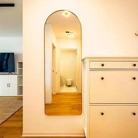 Apartment Tei Views - Modern Flat In Yacht Kid Complex *